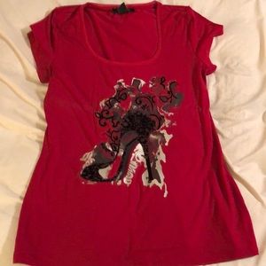 Cute red decorative tee!